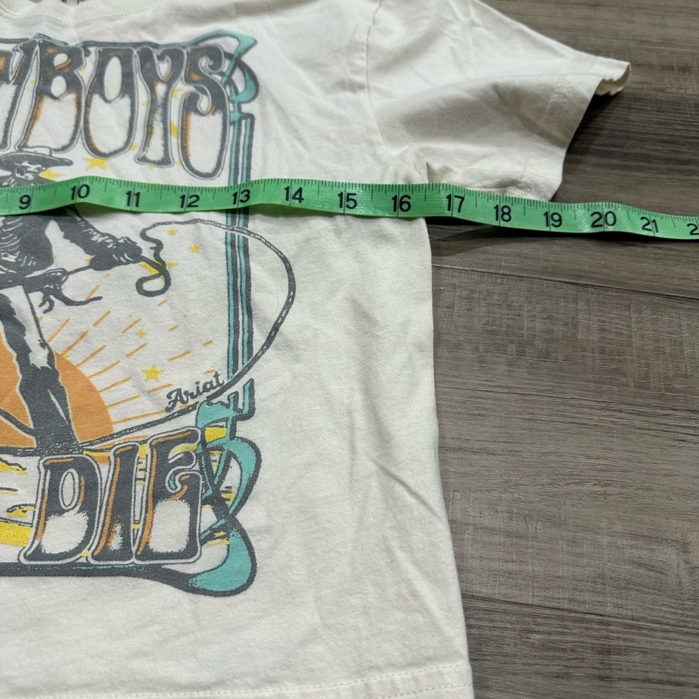 Ariat Cowboys Never Die Cropped Tee - Small - Picture 6 of 6